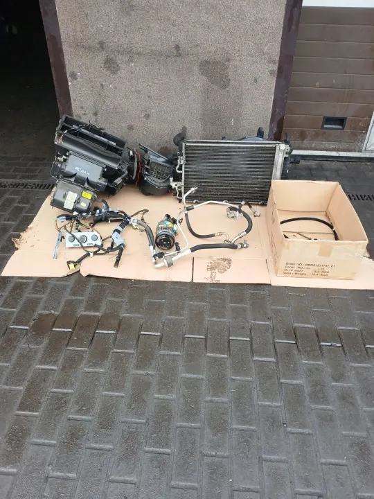 Système de climatisation Opel Astra III H OEM KLIMATYZACJA image 2