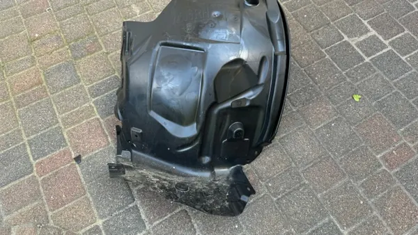 Mercedes C-klass W206 Höger Framskärm OEM A2068807404 image 5