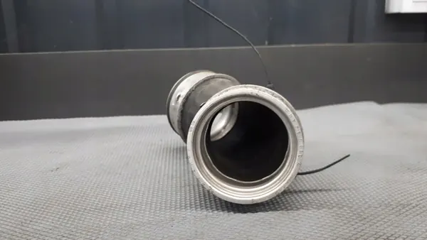 Manguera de Intercooler VW T5 7h0145980d image 2