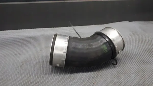 Manguera de Intercooler VW T5 7h0145980d image 4