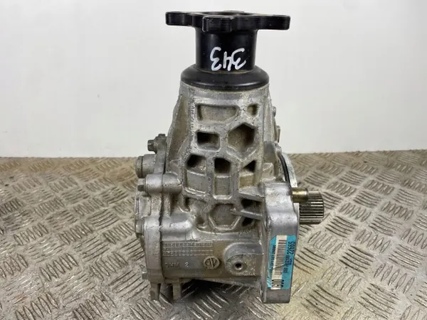 Kia Sorento IV Verteilergetriebe OEM EN000 - Gebraucht image 8