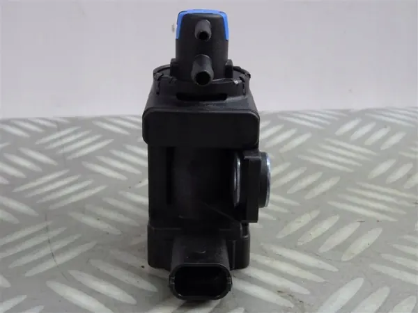 Válvula de vacío turbo OEM 55509482 para Insignia B image 3