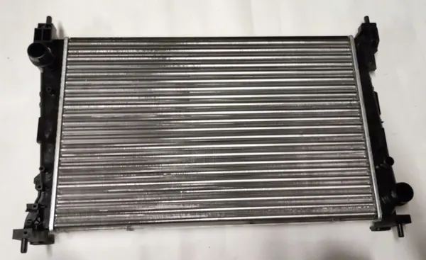 Radiador de refrigeración del motor Fast FT55268 image 2