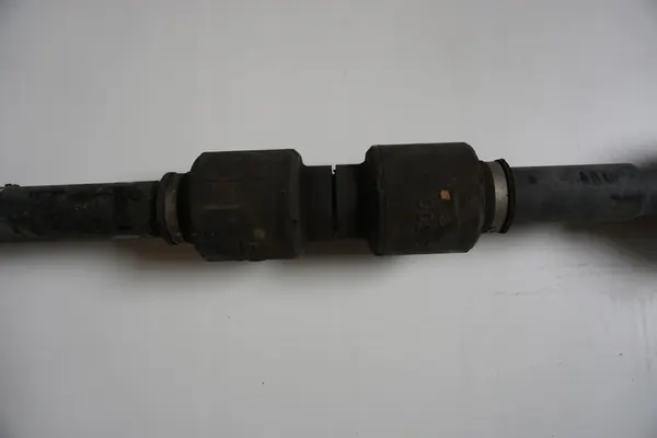 KIA SPORTAGE III HYUNDAI IX35 Höger drivaxel 1.7 CRD image 8