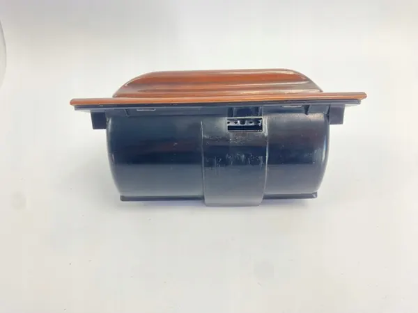 Cinzeiro dianteiro OEM SDV07624 para Mercedes W124 image 5