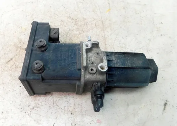 Mercedes-Benz AdBlue-pomp OEM A0001403978 - Gebruikt image 6