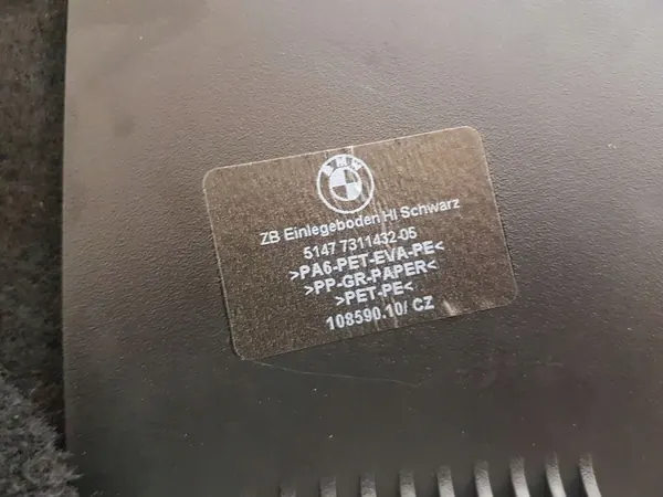 BMW 3 F30 F80 Tavaratilan Matto 2.0L Diesel image 9