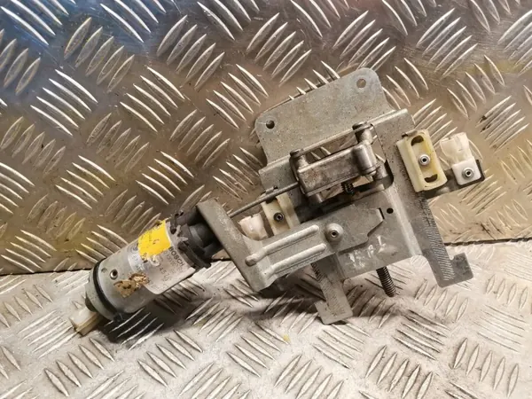 BMW 7 E38 Sitzmotor OEM 8166672 - Rechte Seite image 2