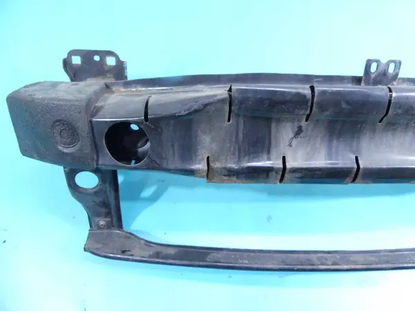 Etupuskuri Vahvistus VW Jetta VI image 5