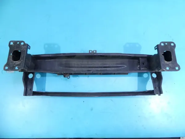 Etupuskuri Vahvistus VW Jetta VI image 6