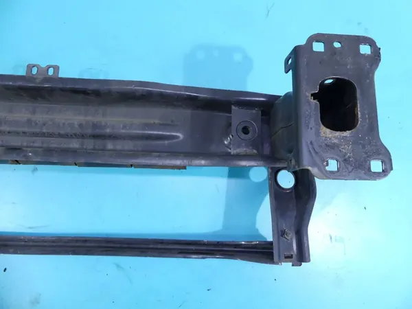 Etupuskuri Vahvistus VW Jetta VI image 7