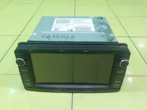 Radio GPS Mitsubishi OE OEM 8750A451 8750A449 image 2