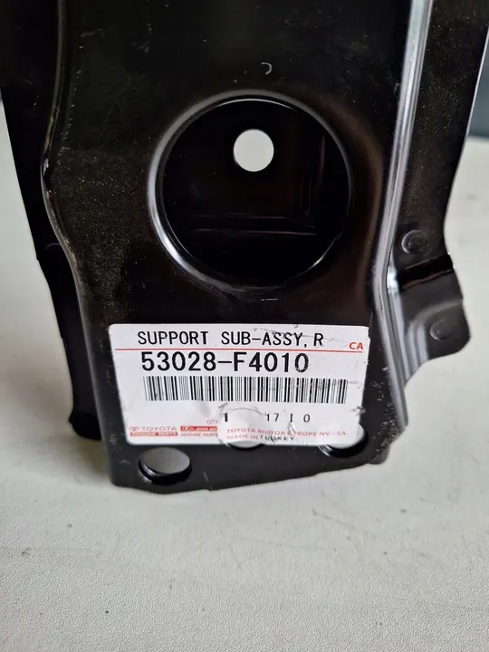 Suporte inferior do radiador Toyota C-HR 16- image 7