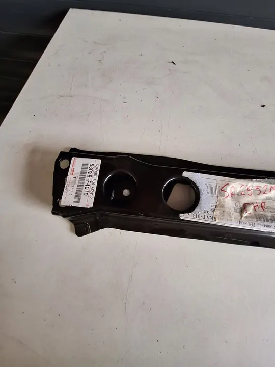 Suporte inferior do radiador Toyota C-HR 16- image 9