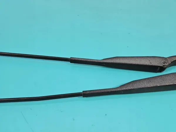 Jeu Bras d'Essuie-Glace Avant Gauche & Droit OEM image 3