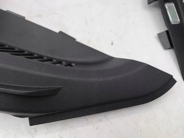 SEAT OEM 5FA867761 Cubierta Montaje Estante Maletero Izquierda image 9
