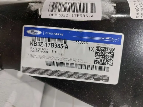 Ford Ranger 2019 Främre vänster stötfångarbalk OEM KB3Z17B985A image 3