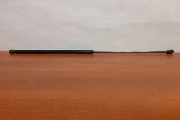 Actuador de capó derecho VW GOLF VII 5G0823359A 2.0L image 7