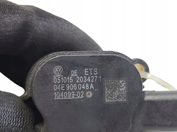 Skoda OE 04E906048A Elektromagnetventil image 4