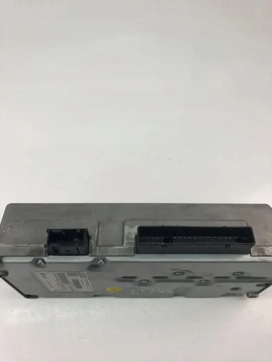 Bang & Olufsen Verstärker OEM 8T0035223B Audi A4/A5 image 3