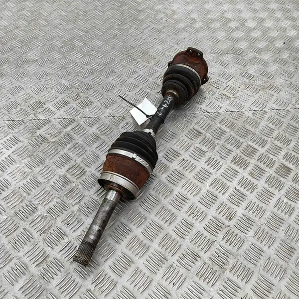 Nissan Navara D22 2005 Vänster framaxel OEM image 5