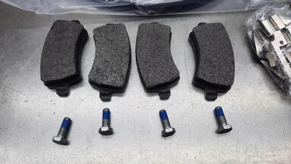 Conjunto de Discos de Freio + Pastilhas Traseiras Volvo XC60 08-17R OEM 31471033 image 2