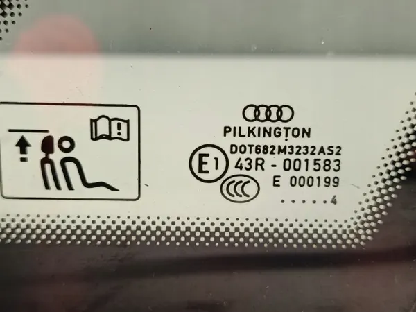 Vidrio Lateral Derecho Trasero Audi A1 8X OEM 8X3845300 image 5