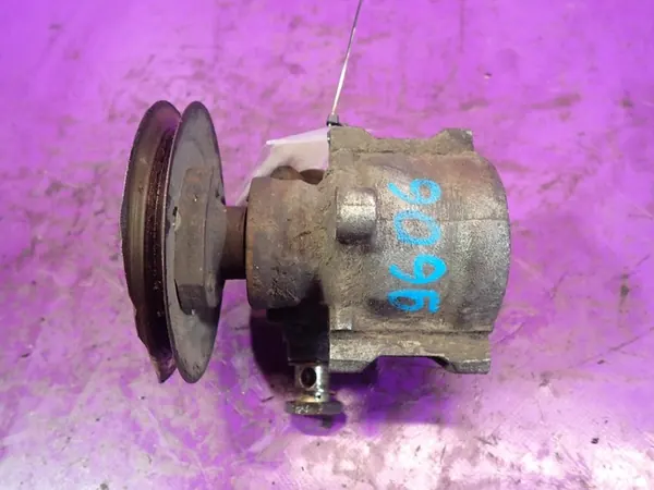 VW GOLF III 91-98 1.9 TDI Bomba de Direção 1H0422155E image 3