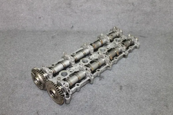 Caja base de culata BMW N47 OEM 7797511 image 2