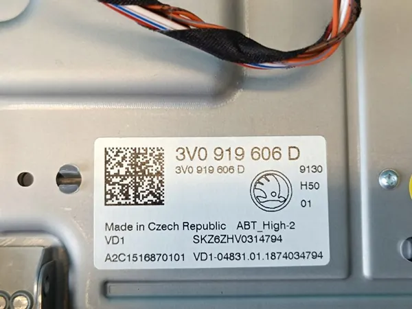 Skoda OE 3V0919606D Navigationsbildschirm image 10