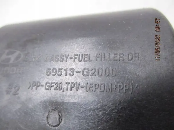 Tapa de combustible Hyundai Ioniq OEM 69513G2000 - Usado image 10
