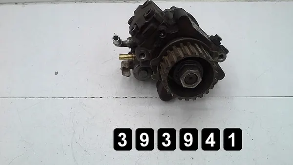 Brandstofpomp Volvo V50 2011 1600 8v HDI 9672605580 image 2