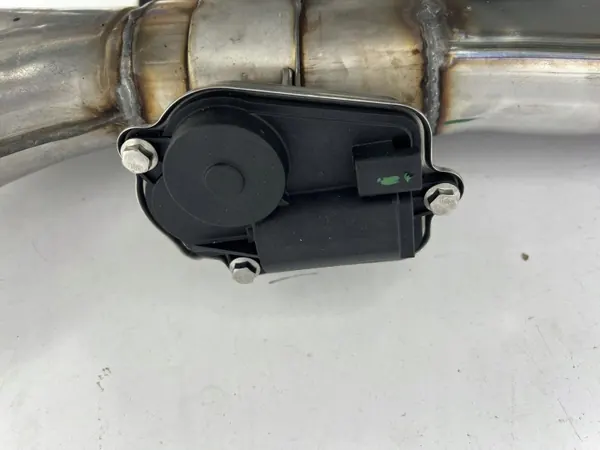 BMW X3/X4 M40D Auspufftopf OEM 7102482 image 5