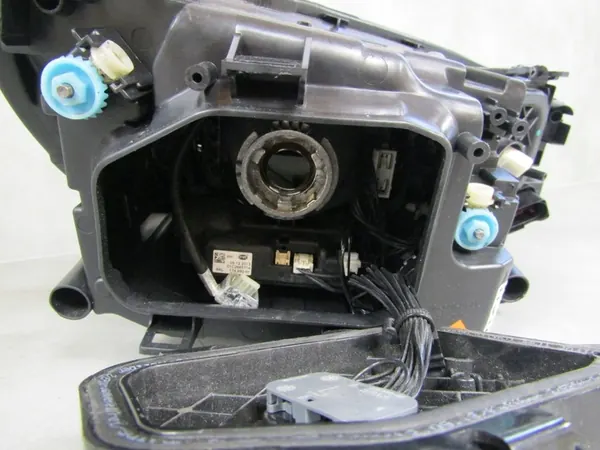 Faros Xenón Izquierdo Volkswagen Touareg 10-14 OEM 7P1941033 image 7