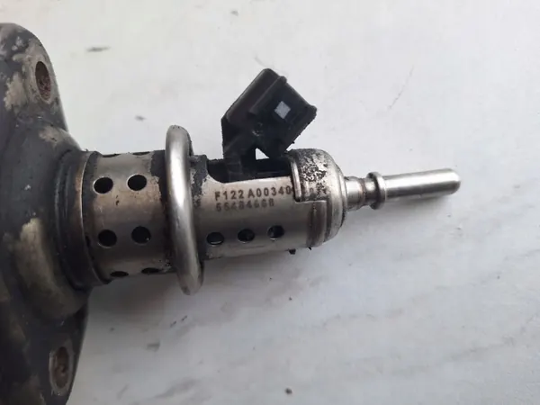 Injector AdBlue Opel OEM 55484668 para 2.0 CDTI image 3