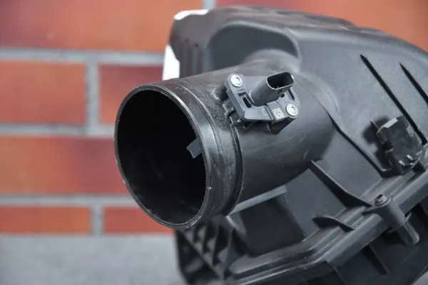 Filtergehäuse OEM 7G92002 für BMW 1/2/X2 Serie image 3