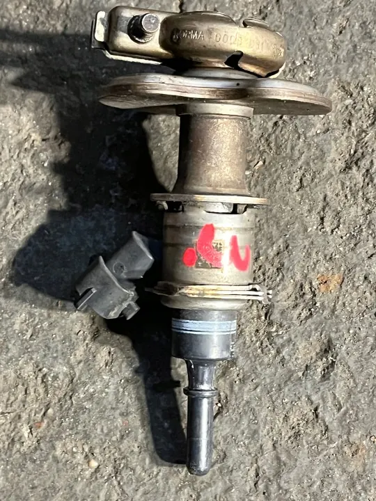 AdBlue-suutin OEM 29630-2U000 Hyundai-malleihin image 3