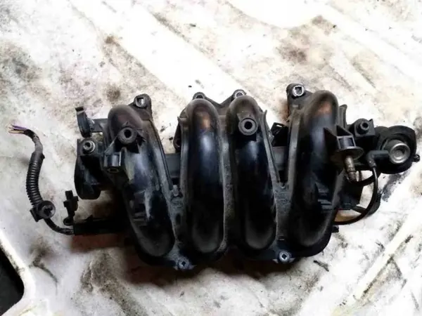 Colector de admisión OEM 06A133206H para VW Golf IV 1.6L image 3