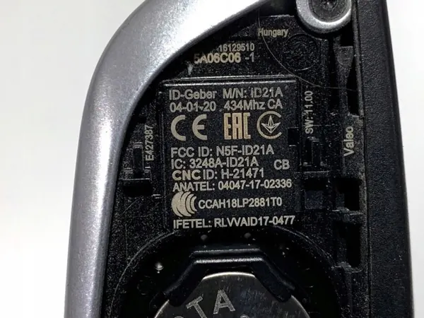Télécommande BMW G31 OEM 5A06C06 - Immobilisateur d'occasion image 5