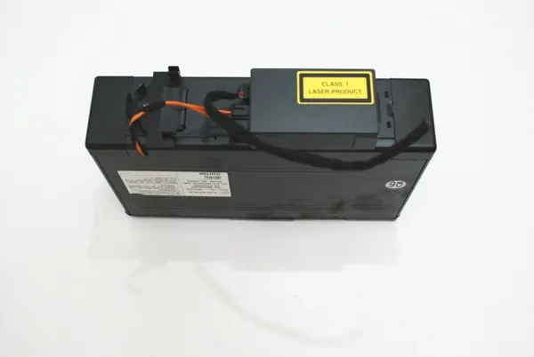 Begagnad CD-växlare med magasin OEM A2038209089 image 10
