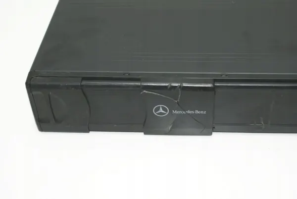 Begagnad CD-växlare med magasin OEM A2038209089 image 4