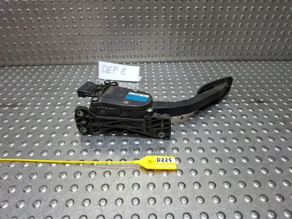 Gaspedal-Potentiometer OEM S25165829 Toyota Yaris image 3