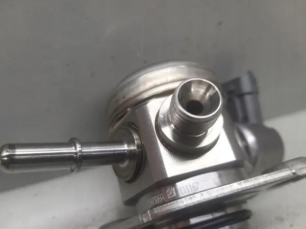 Brandstofinjectiepomp OEM EJ7E-9D376-CA voor 2.0 EcoBoost image 6