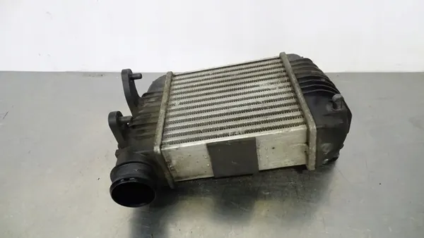 Right Intercooler Audi A6 C6 1.9 image 2