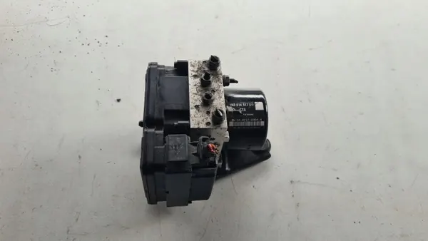 ABS ESP Pumppu OEM 1K0907379BM Käytetty image 2