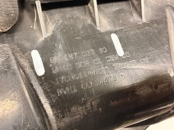 Réservoir AdBlue C4 Cactus 1.6 E-HDI image 3