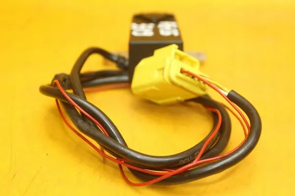 Terminal pirotécnico de bateria Audi A6 C6 4F0915457 image 4