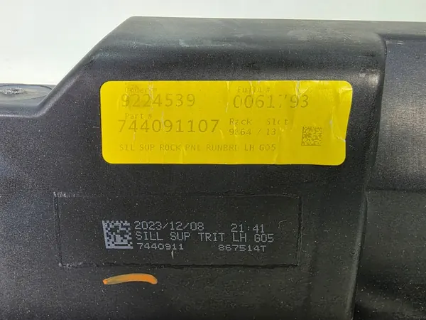 OEM 7425459 Vänster tröskelklämma för BMW X5 G05 LCI image 6