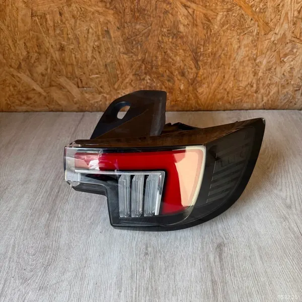 Lámpara Trasera Derecha Opel Mokka B II 2022 OE 9833721980 image 2