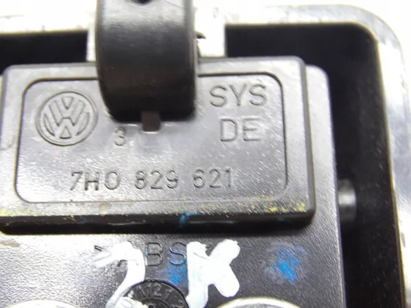 Puxador de porta-traseira OEM 7H0829621 para Caddy 2K T5 image 4
